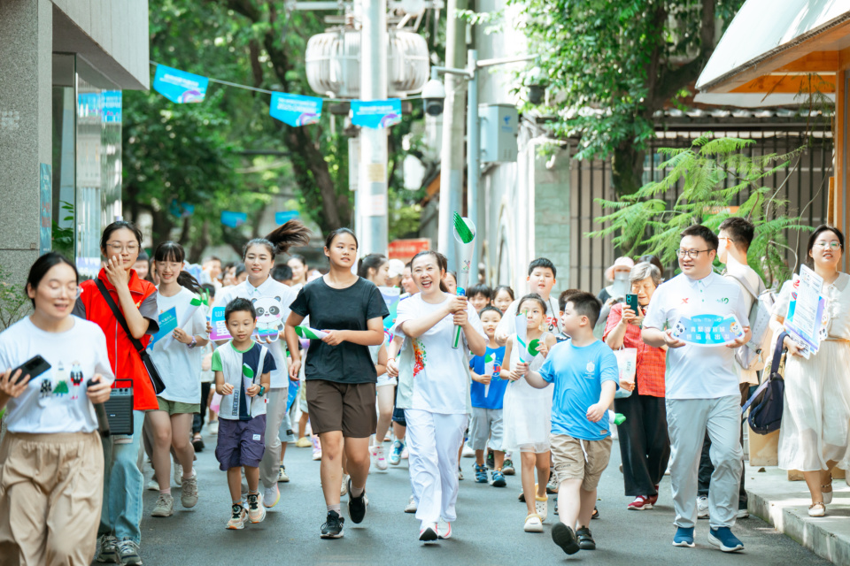 仅看到精彩, IY火炬, 卢娅芮 仅看到精彩, IY火炬, 卢娅芮