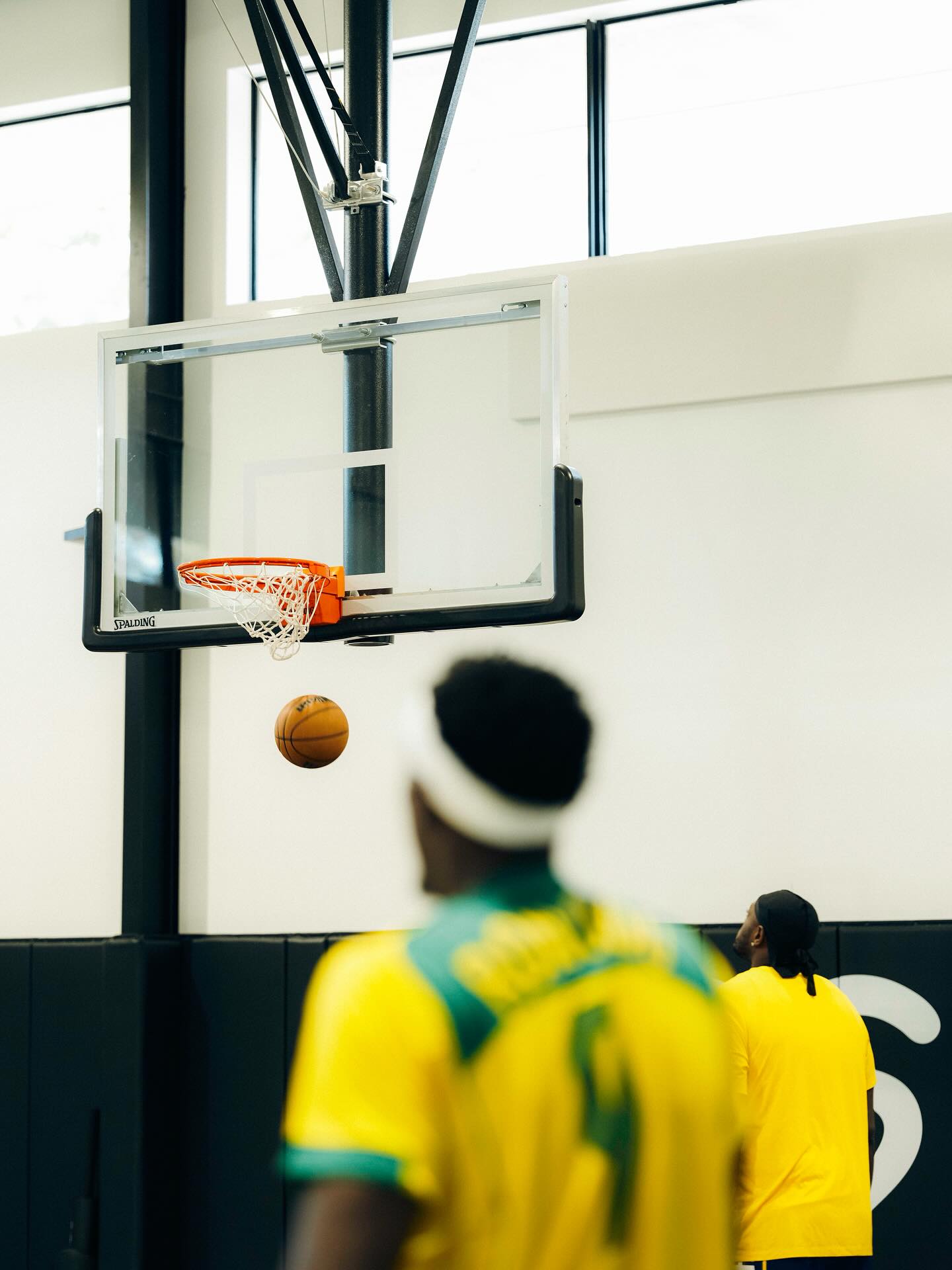 img, 尔多球衣训, 出身穿罗纳