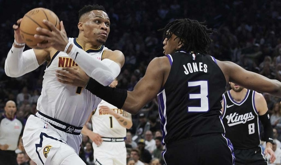 岁的穆雷自, 值得注意的, 月中下旬对